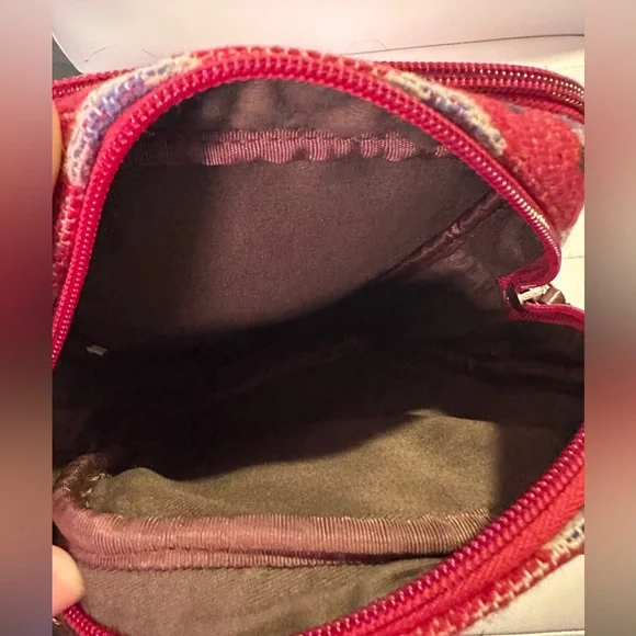 Pendleton Red and Brown Geometric Crossbody Bag - Picture 3 of 3